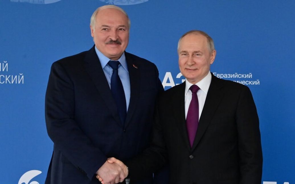 "Бєлгородський сценарій" для Білорусі: чому Лукашенко з переляку чкурнув до Путіна